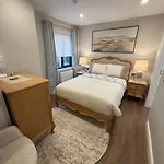 Luxury 4 Bedroom Townhouse -killarney Town Centre - Free Parking Wi-fi- 4 Star Approved Hébergement de vacances Killarney