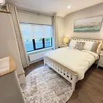 Hébergement de vacances Luxury 4 Bedroom Townhouse -killarney Town Centre - Free Parking Wi-fi- 4 Star Approved Killarney
