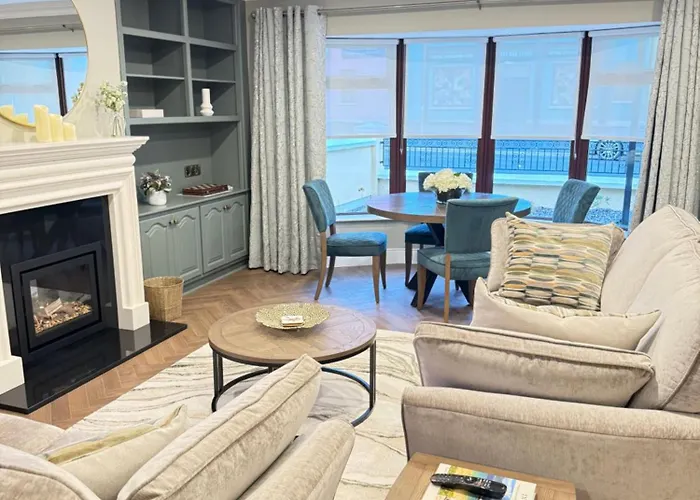 別荘 4 Fair Hill- Luxury 4 Bedroom Property -Killarney Town Centre - Free Parking Wi-Fi